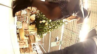 Upskirt Sous La Jupe A Pois Et Collant