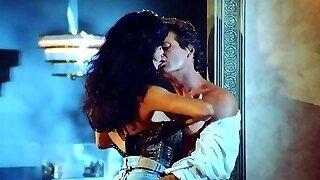Cynthia Brimhall, Dona Speir, Hope Marie Carlton Nude & Bikini Full Scene