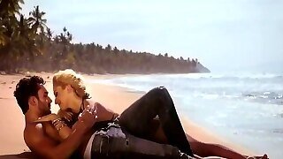 Hadise - Summer Day