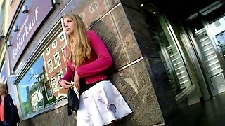 Hot Girl Upskirt Nice Dress Legs At Bus Stop