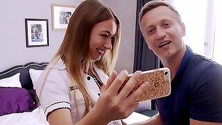 Yammy Teen Girl Hard Porn Video