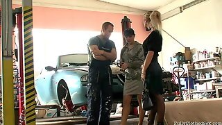 Garage Sex