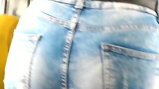 Bundao Grandao Descendo Do Busao Big Ass Jeans In The Bus